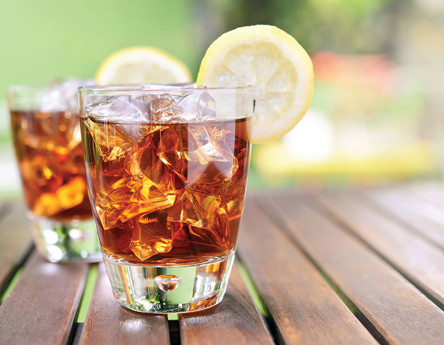 Enjoy Iced Tea in the Sun - Town & Country - Independent & Assisted Living in Santa Ana, CA