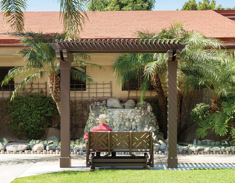 Plenty of Outdoor Seating Areas - Town & Country - Independent & Assisted Living in Santa Ana, CA
