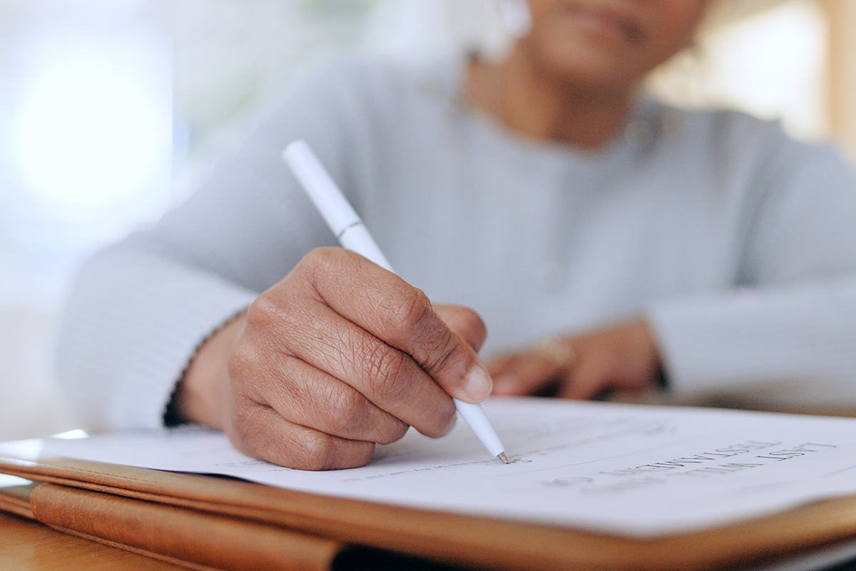 Alzheimer’s OC Webinar: Understanding Legal and Financial Planning in Dementia